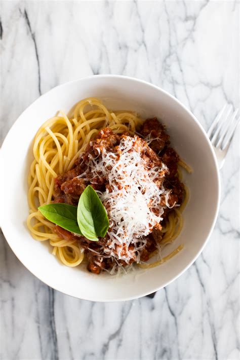 easy-spaghetti-with-meat-sauce-recipe-15-minute image
