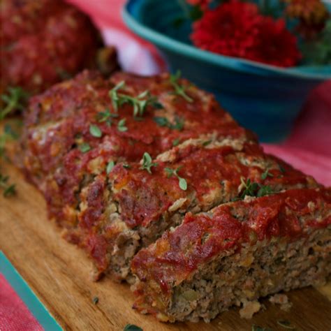 how-to-make-moist-southern-meatloaf-with-oatmeal image