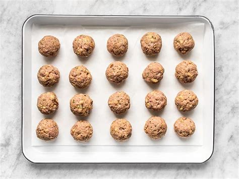 turkey-and-stuffing-meatballs-easy-holiday-appetizer image