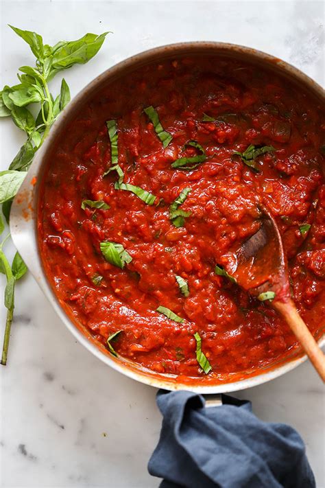 small-batch-tomato-sauce-dietitian-debbie-dishes image