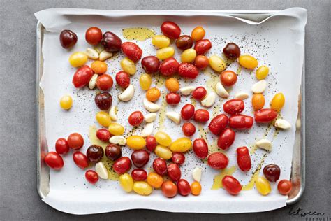 this-roasted-tomato-dip-takes-2-minutes-to-prep image