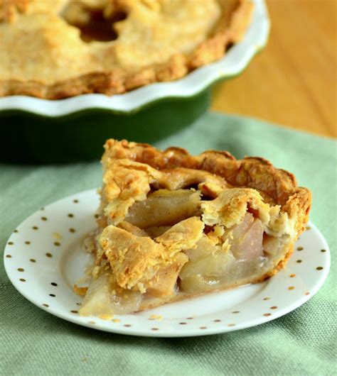 double-crust-pear-pie-baking-bites image