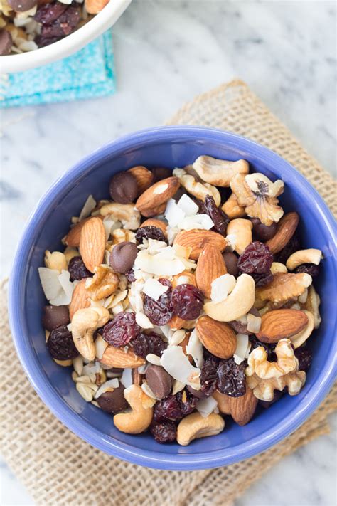 energy-boosting-trail-mix-kristines-kitchen image
