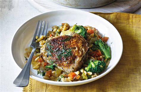 one-pot-chicken-and-orzo-bake-recipe-tesco-real-food image