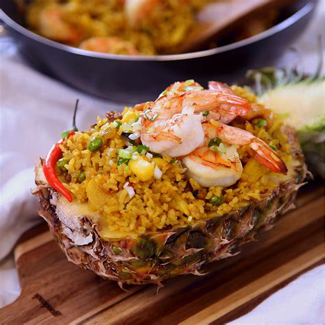 pineapple-thai-shrimp-fried-rice-goodcook image