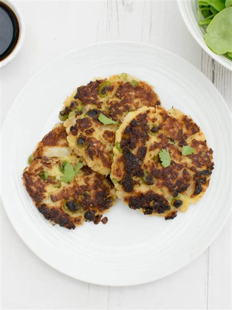 leftover-risotto-fritters-vegetarian-the-flexitarian image