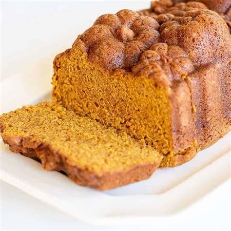 perfect-pumpkin-bread-recipe-julie-blanner image