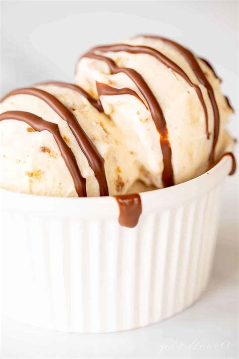 chocolate-magic-shell-recipe-dessert-topping-julie image