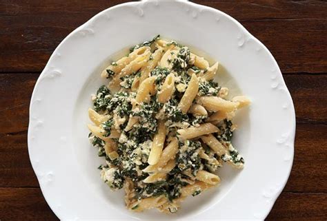 penne-with-spinach-ricotta-sauce-leites-culinaria image