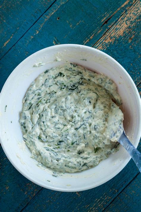 no-mayo-spinach-dip-midwexican image