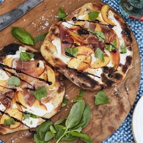grilled-peach-and-prosciutto-pizza-whats-gaby-cooking image