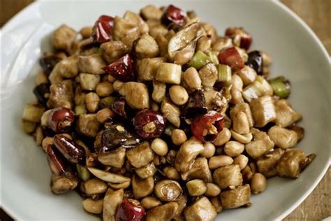 gong-bao-chicken-with-peanuts-recipe-lovefoodcom image