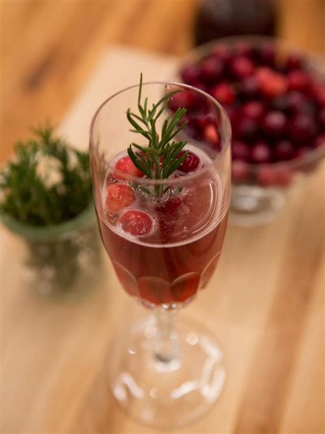cranberry-prosecco-fizz-recipe-tiffani-thiessen image