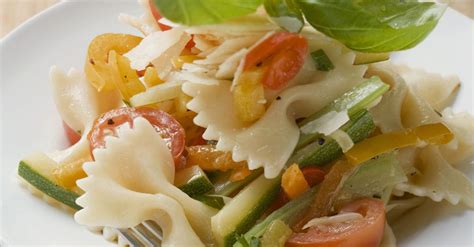 pasta-with-fresh-vegetables-recipe-eat-smarter-usa image