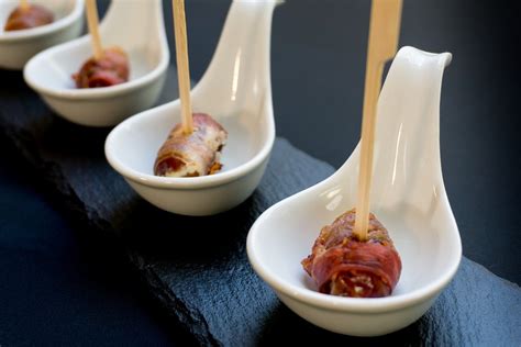 bacon-wrapped-dates-recipe-dtiles-rellenos image
