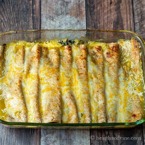 easy-spinach-enchilada-recipe-with-green-sauce image