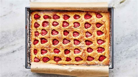strawberry-snacking-cake-recipe-bon-apptit image