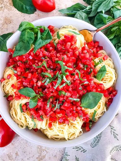 copycat-olive-garden-capellini-pomodoro-three-olives image