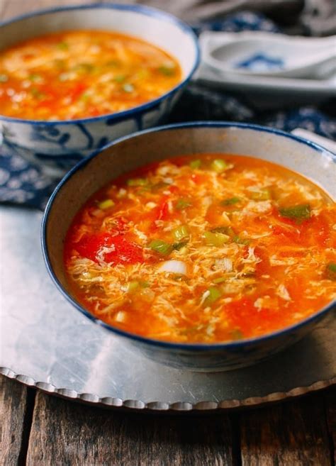 chinese-tomato-egg-drop-soup-the-woks-of-life image
