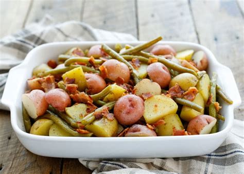 southern-green-beans-with-potatoes-and-bacon image