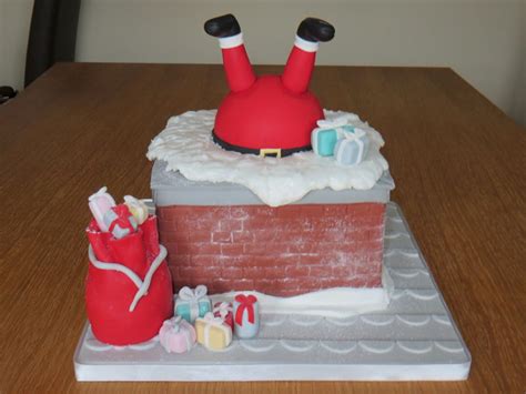 santa-stuck-in-chimney-cake-cakecentralcom image