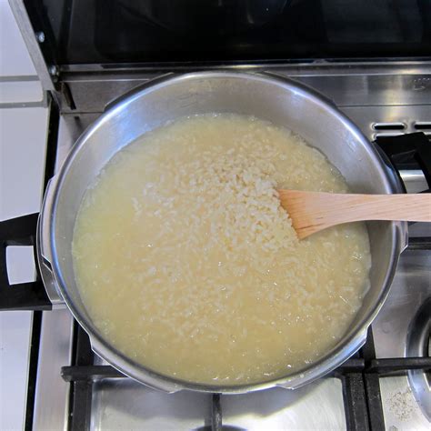 pressure-cooker-risotto-in-7-minutes-hip-pressure image