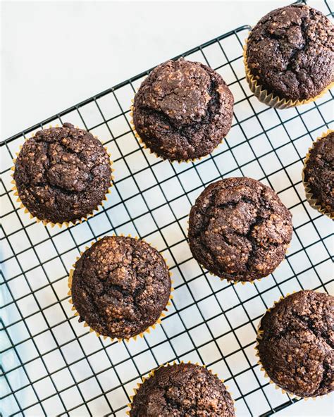 chocolate-banana-muffins-family-favorite-a-couple image