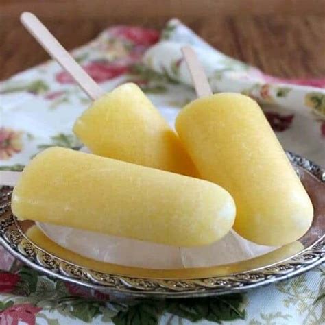 pineapple-coconut-popsicles-recipe-vegan-in-the-freezer image