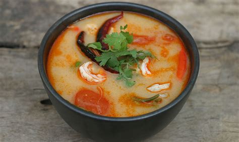 hot-and-sour-soup-with-shrimp-real-thai image