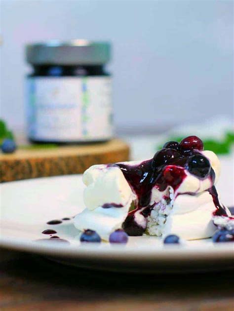 blueberry-pavlova-a-simple-elegant-dessert-earth image