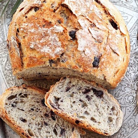 kalamata-olive-bread image