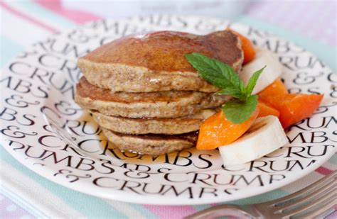 recipe-banana-nectarine-flax-linseed-pancakes image