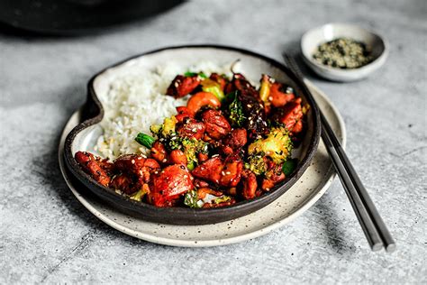 spicy-sesame-chicken-with-broccoli-killing-thyme image