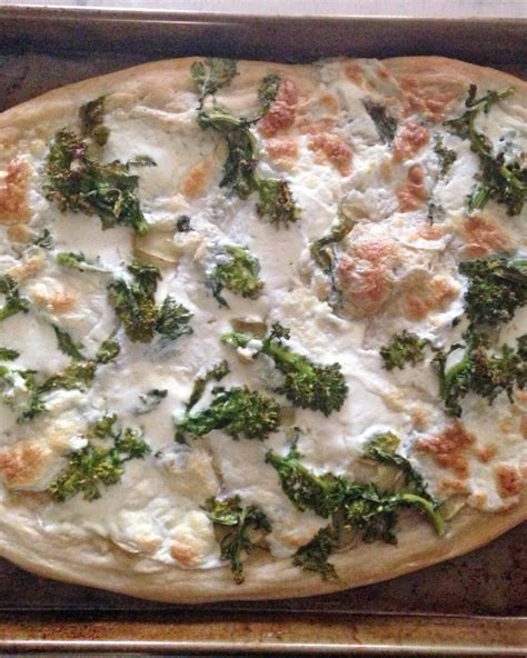 broccoli-rabe-pizza-going-my-wayz image
