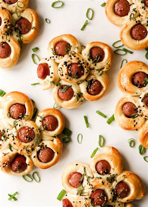 hot-dog-flower-buns-by-eatchofood-quick-easy image