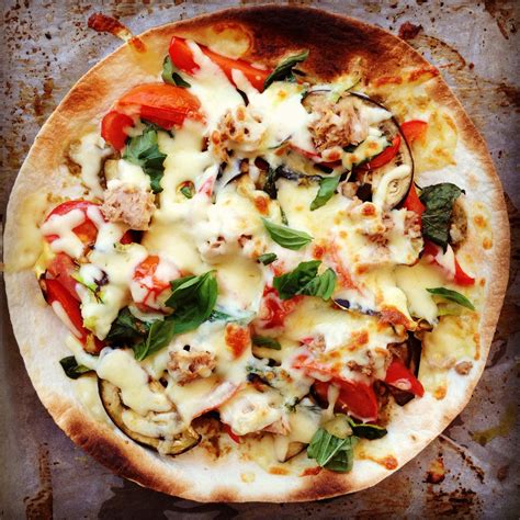 tuna-roasted-mediterranean-vegetable-pizza-my image