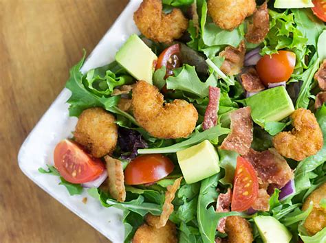 shrimp-avocado-bacon-salad-with-chipotle-ranch image