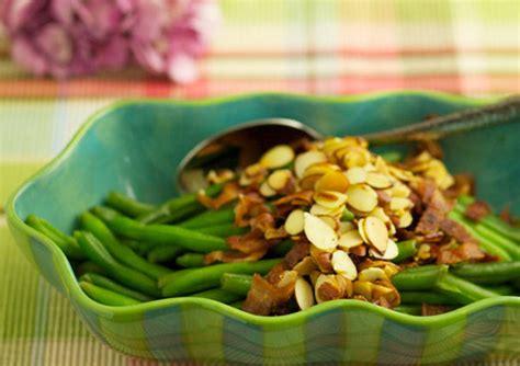 green-beans-with-bacon-and-almonds-prettyfood image