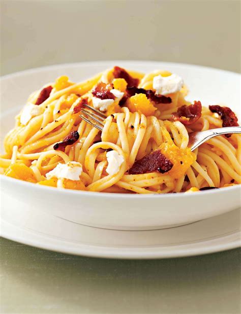 linguine-with-squash-bacon-and-goat-cheese image