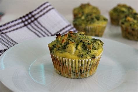 spinach-feta-muffins-divalicious image