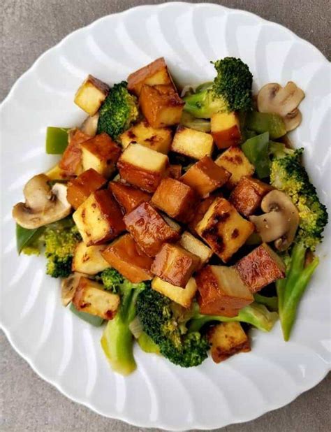 smoked-tofu-vegetable-stir-fry-canadian-cooking image