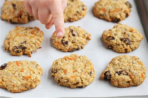 best-healthy-oatmeal-cookies-with-apple-and-carrot image