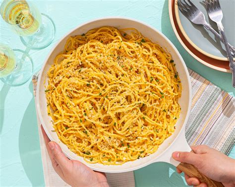 creamy-lemon-spaghetti-with-breadcrumbs image