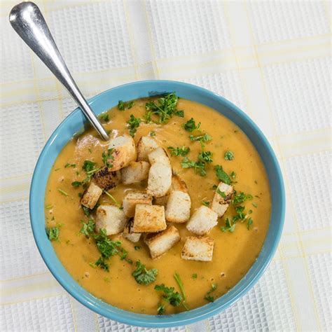 creamy-potato-soup-with-croutons-so-delicious image