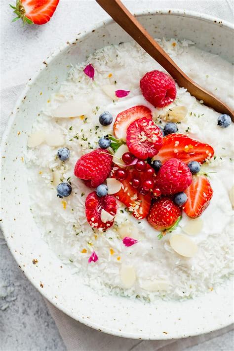 extra-creamy-vegan-coconut-rice-pudding-choosing-chia image