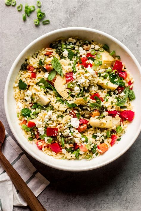 spinach-orzo-salad-with-artichokes-little-broken image