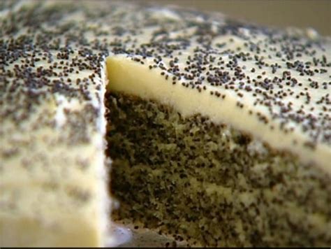 poppy-seed-cake-with-vanilla-buttercream-icing image