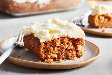 carrot-cake-with-maple-cream-cheese-icing-foodland image