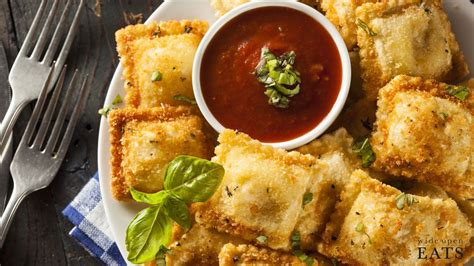 st-louis-toasted-ravioli-wide-open-eats image