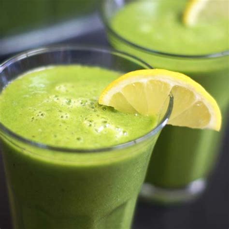 blended-green-lemonade-detoxinista image